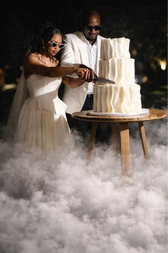 Niebla baja a ras de suelo en celebración